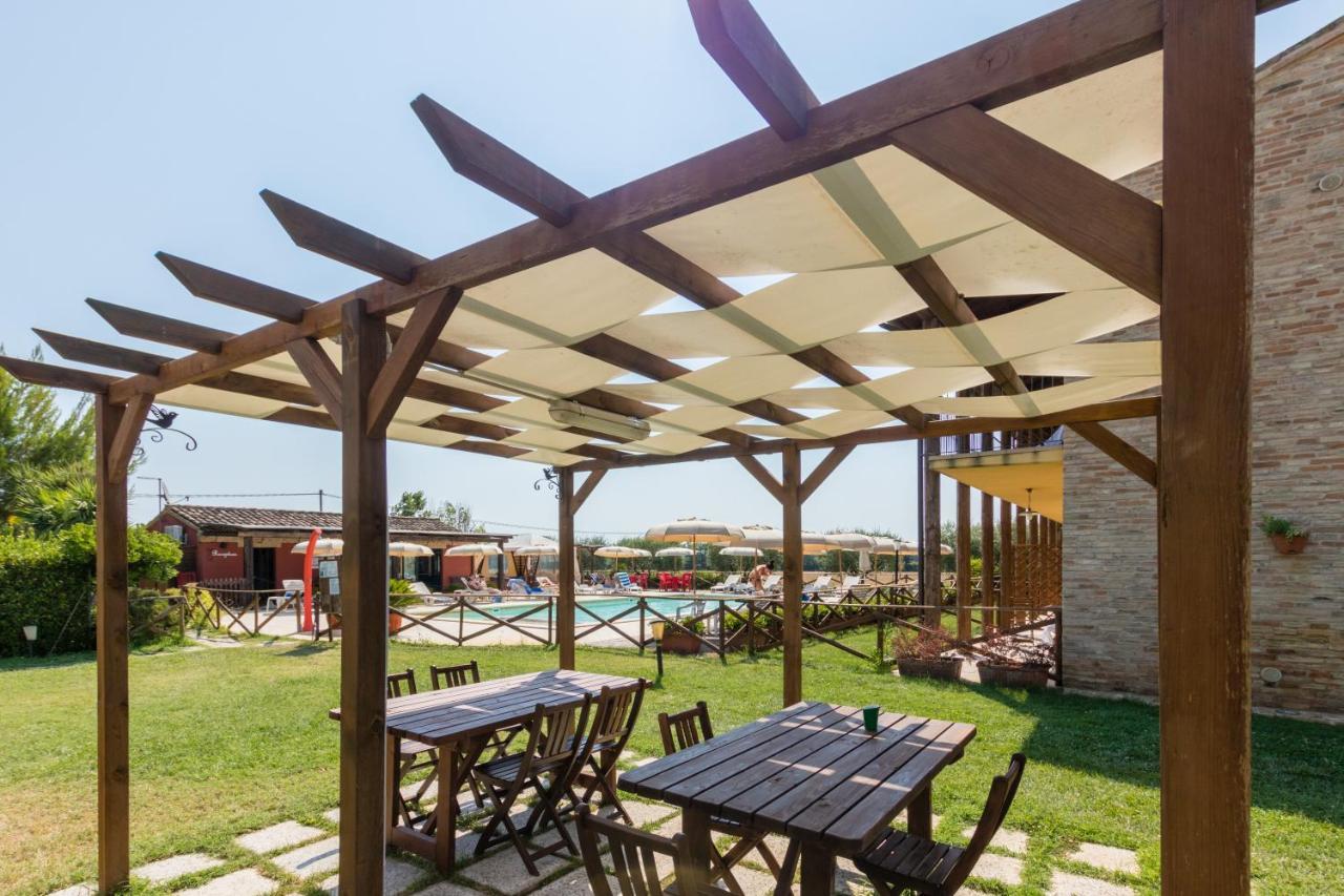 Casale Del Conero Aparthotel Porto Recanati Exterior foto
